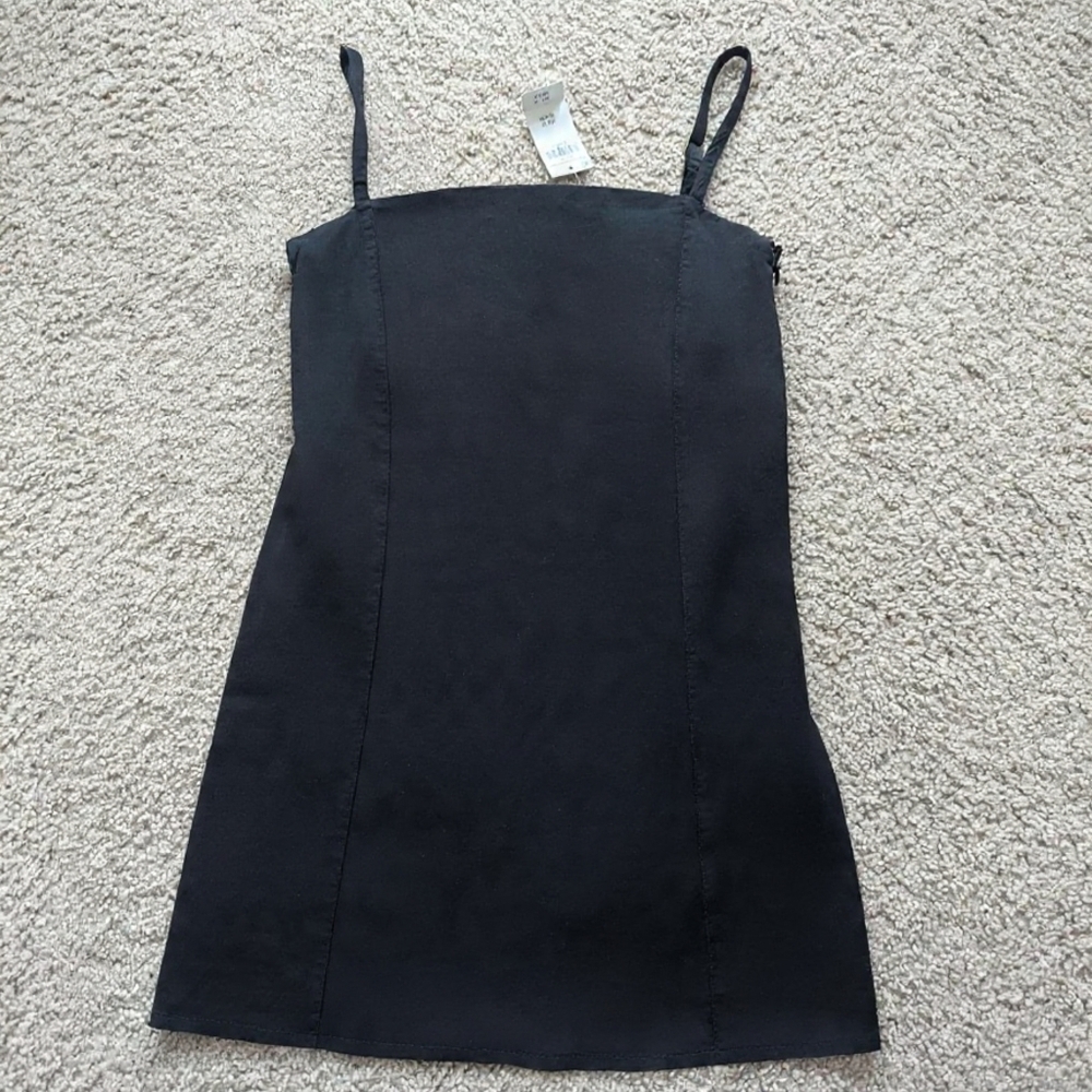 NWT XS Abercrombie Bra-Free Skort
